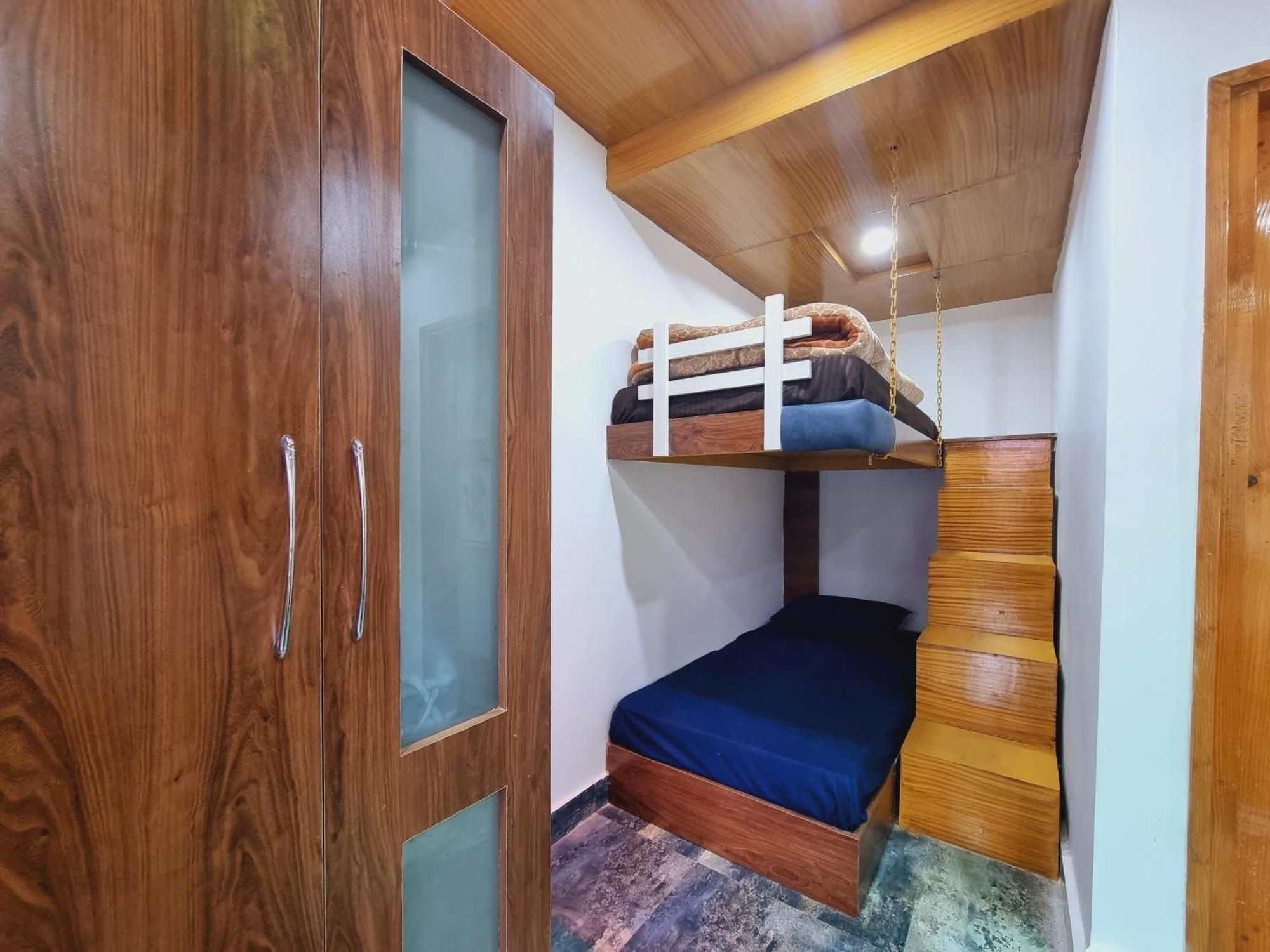Wow Hotels Green View Dalhousie Exterior photo