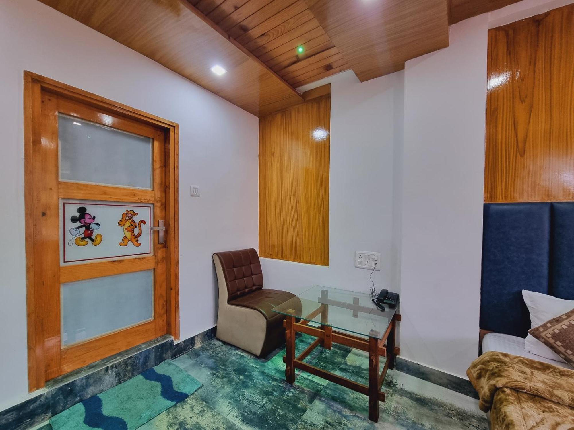 Wow Hotels Green View Dalhousie Exterior photo