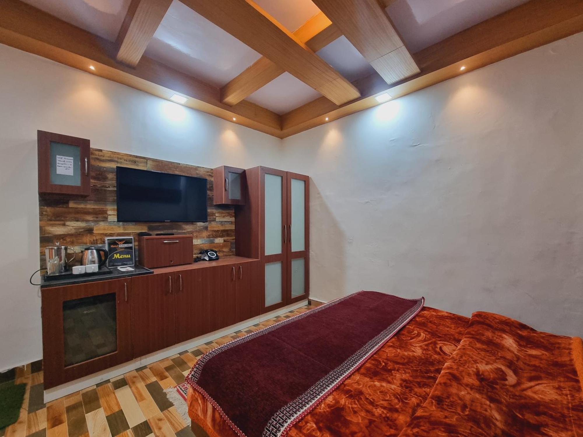Wow Hotels Green View Dalhousie Exterior photo
