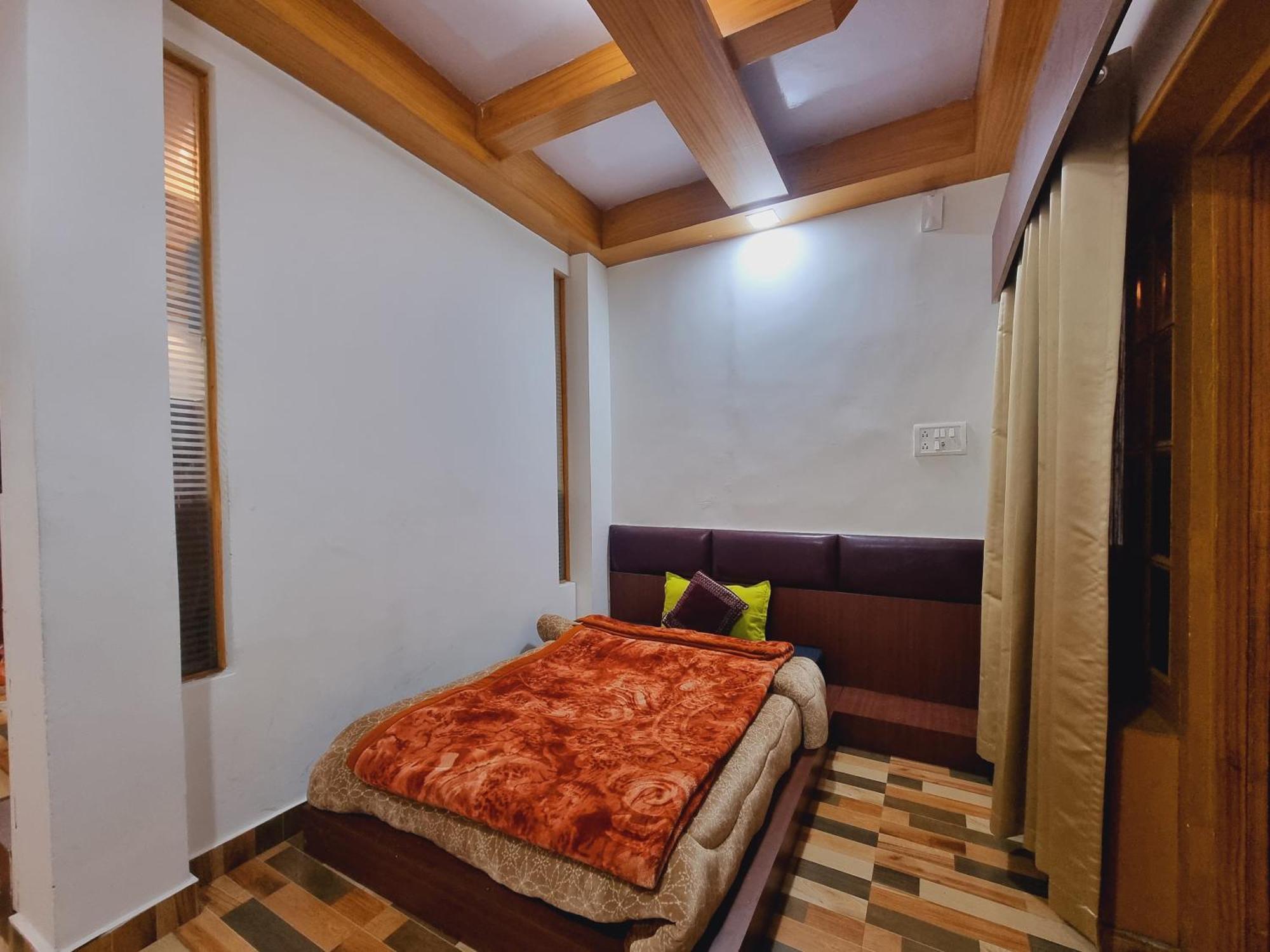 Wow Hotels Green View Dalhousie Exterior photo